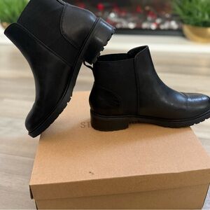 Steve Madden Black Ankle Booties
